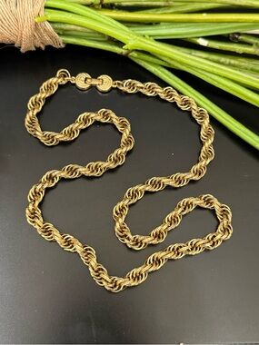 Vintage MONET Gold-tone 8mm Twisted Rope 24” Necklace
